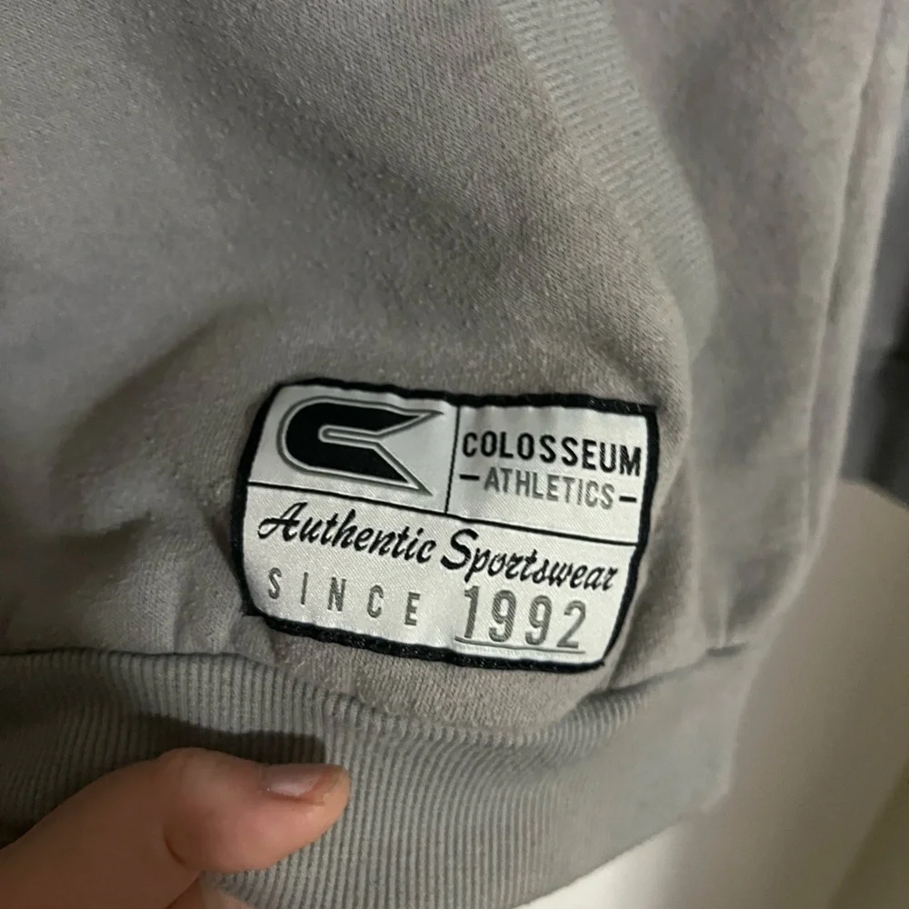 COLOSSEUM‎ ATHLETICS Illinois State Redbirds Hoodie Kid's Size S
